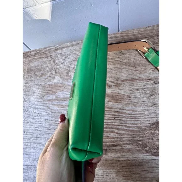Kate Spade New York Green Leather Belt Bag Fanny Pack Waist Pack Zip Pouch - Picture 6 of 6